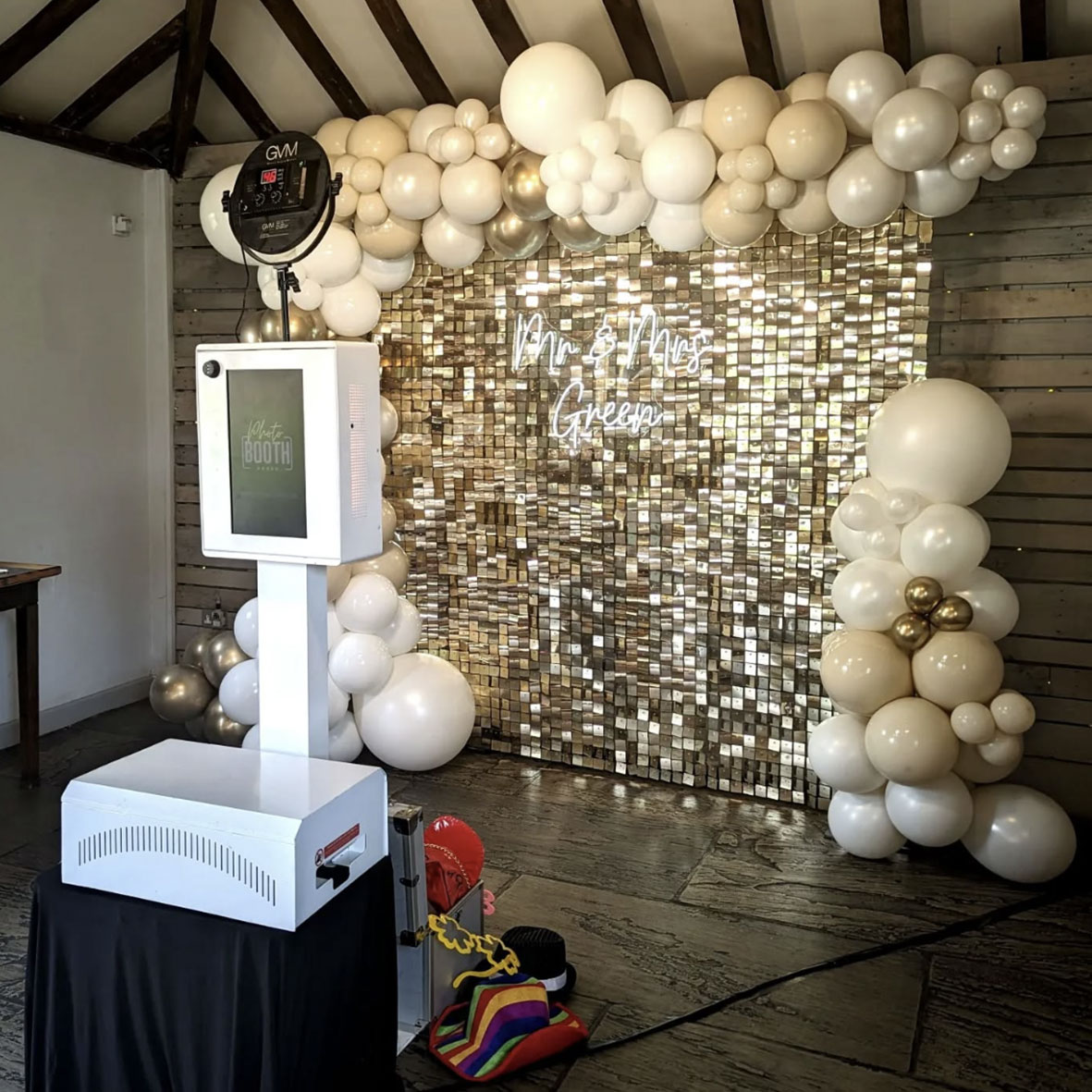 Luna Photo Booth Photo Booth Hire